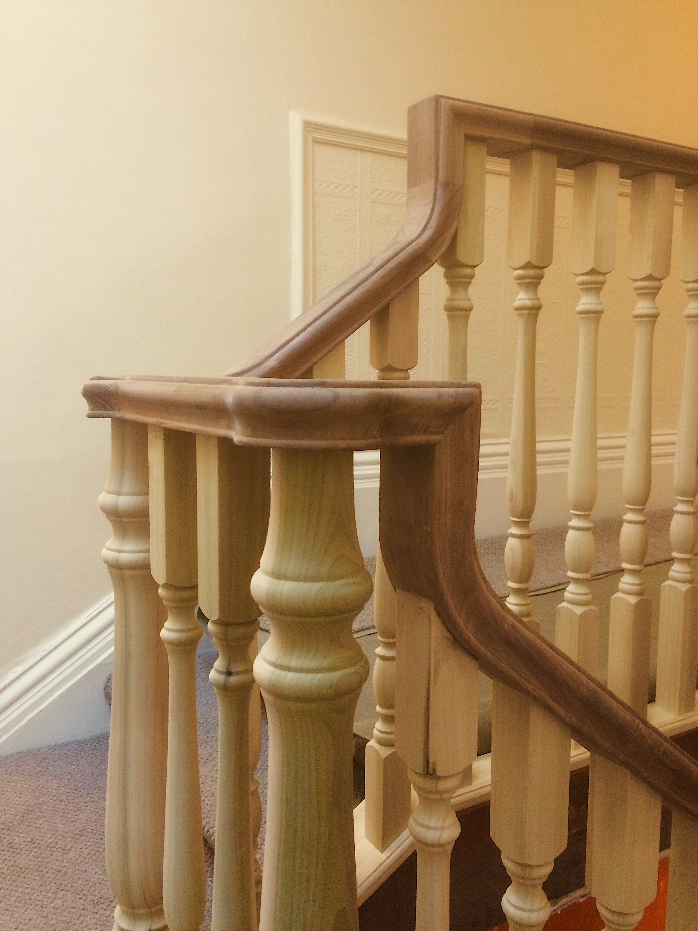 sapele/painted spindles